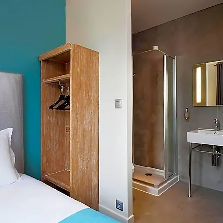 Hotel Douglas 3*