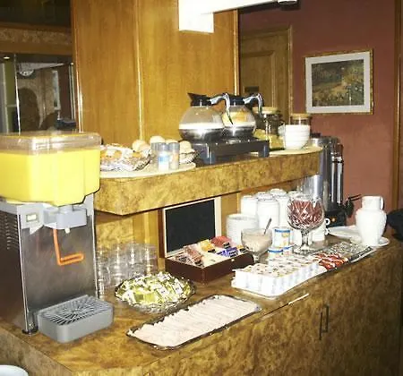 Hotel Douglas